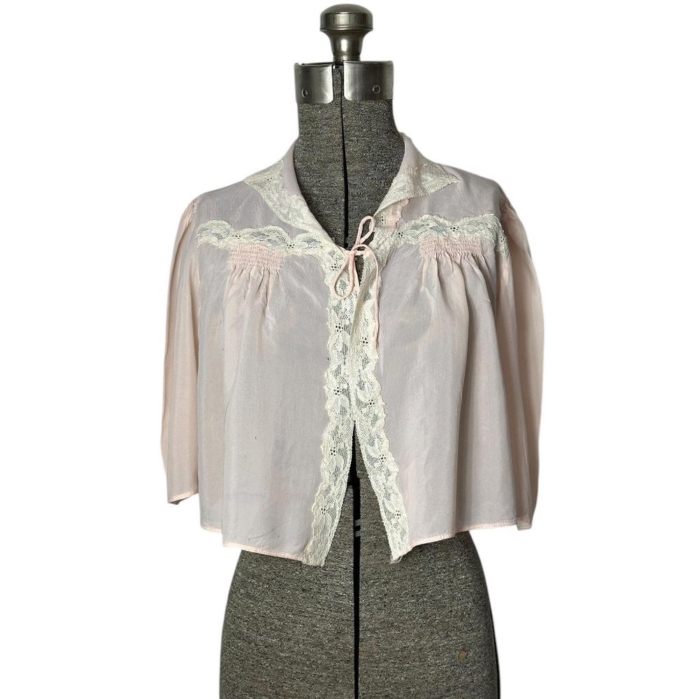 1930s/1940s silk bed jacket with lace Size S/m